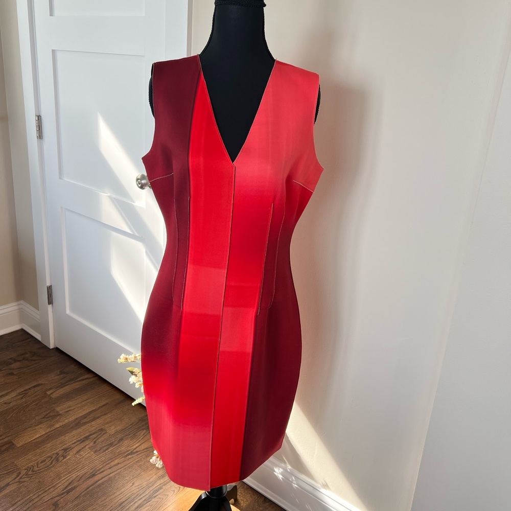 Eli Tahari Elegant Red Sleeveless Dress